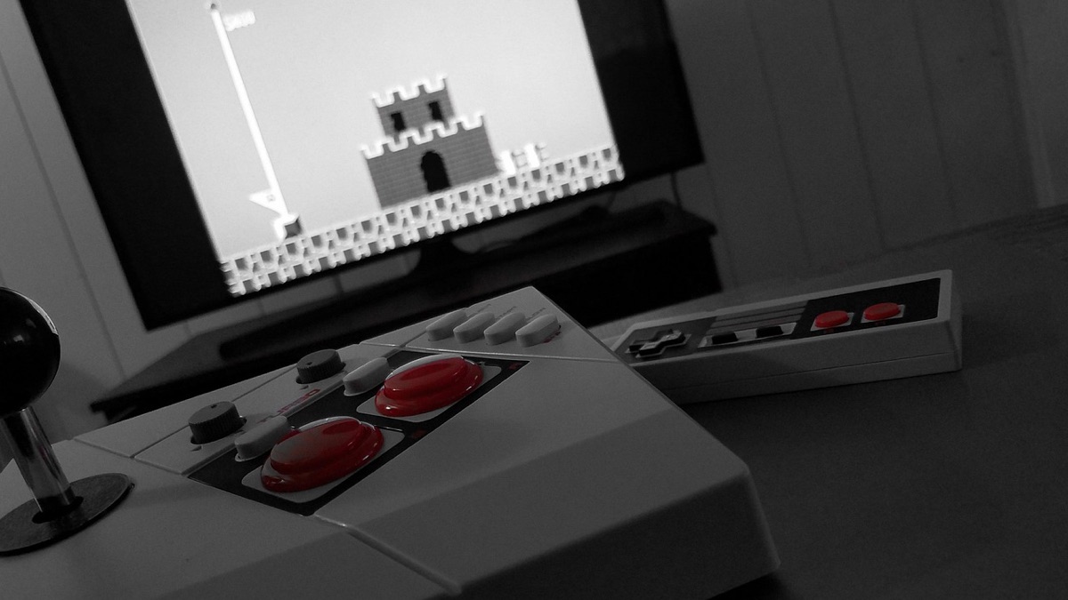 Controle de videogame em uma arena de eSports