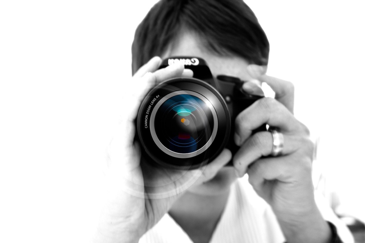 câmera digital com equipamento de apoio