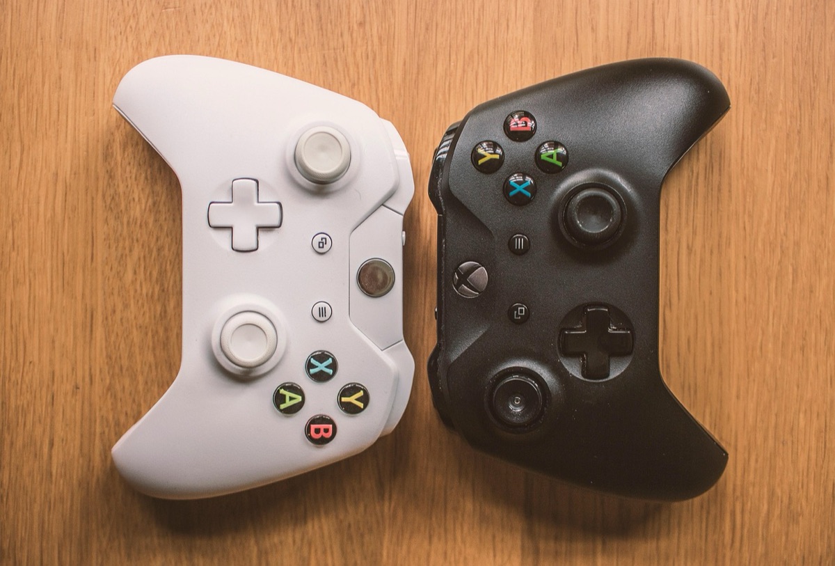 2024ゲームユーチュバーのゲームコンソールセットアップ